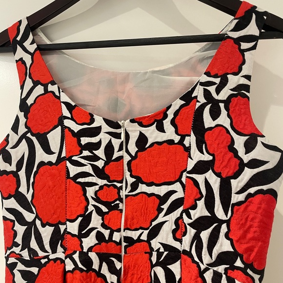 Chic Wish Rose My Heart Jacquard Prom Dress - Picture 5 of 11